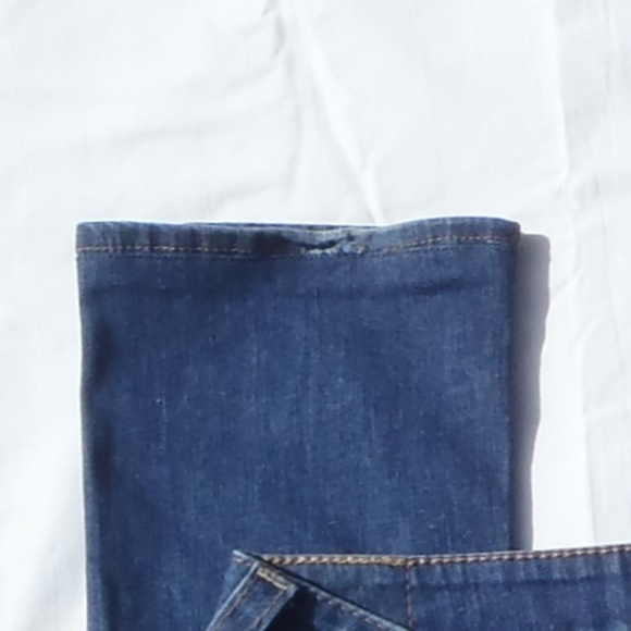 True Religion Jeans - Size 27 - Great Condition - Picture 8 of 8